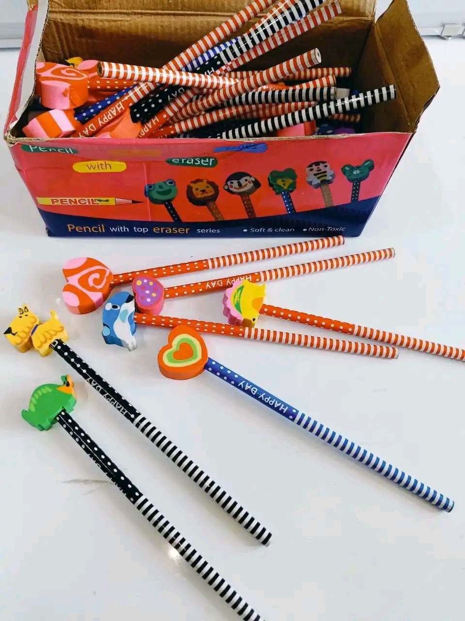 قلم رصاص شكل